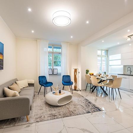 Vivid Luxury Apartment Ludwigsburg - Bluehendes Barock-Forum-Schloss-Modern Екстер'єр фото