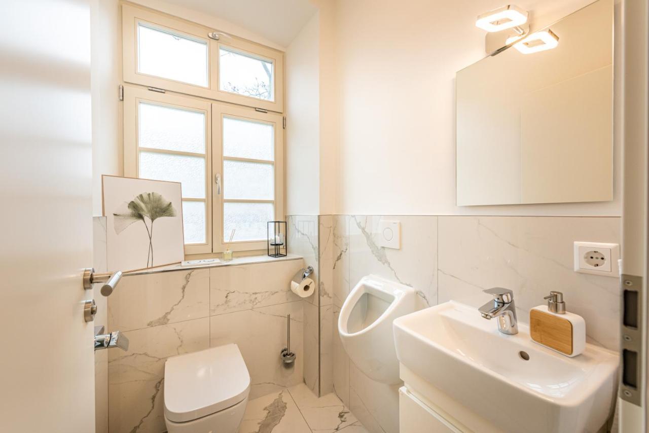 Vivid Luxury Apartment Ludwigsburg - Bluehendes Barock-Forum-Schloss-Modern Екстер'єр фото