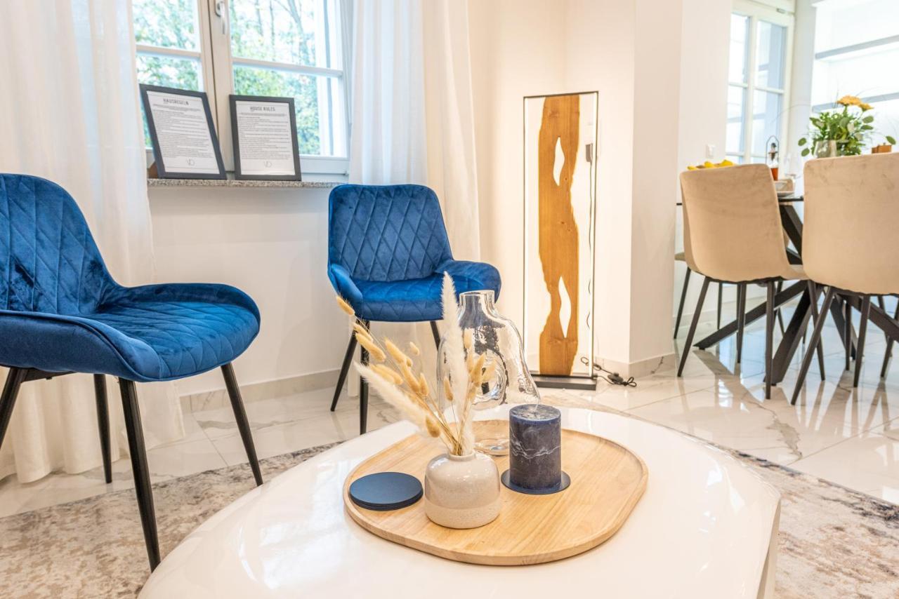 Vivid Luxury Apartment Ludwigsburg - Bluehendes Barock-Forum-Schloss-Modern Екстер'єр фото